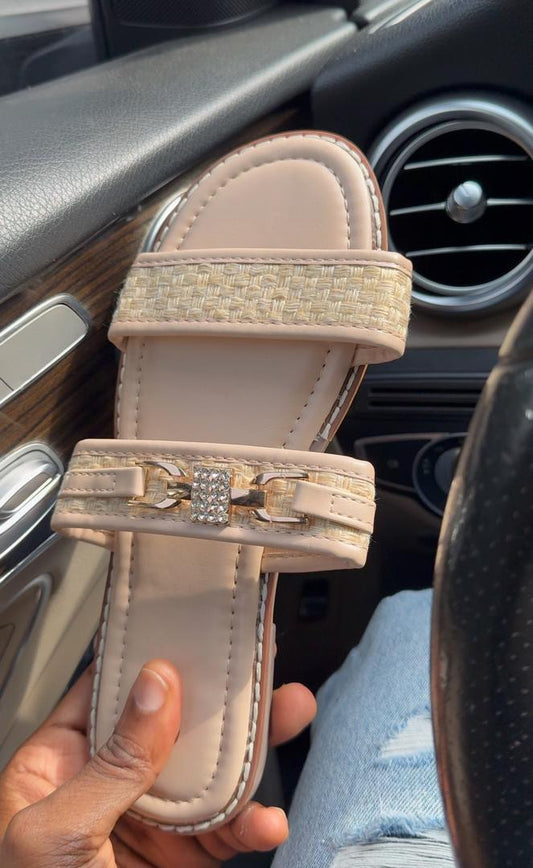 NY 18 SLIPPERS