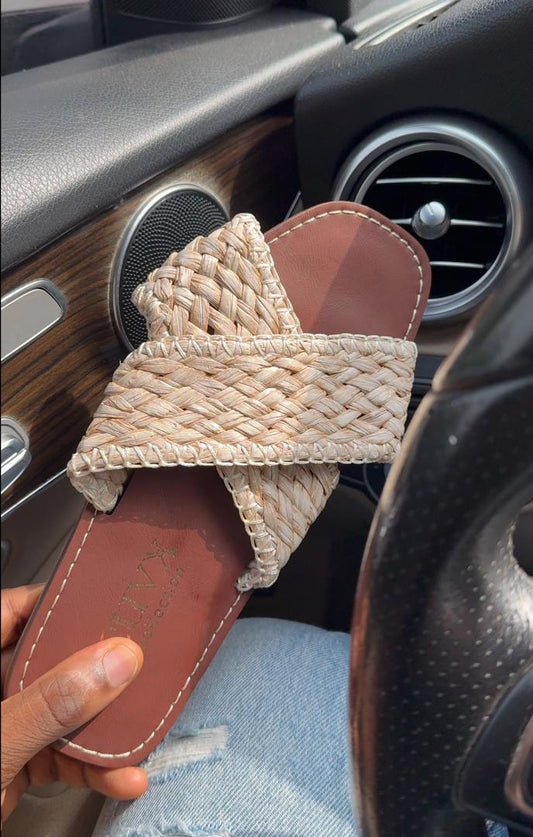 NY 03 SLIPPERS