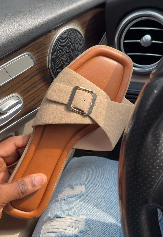 NY 05 SLIPPERS